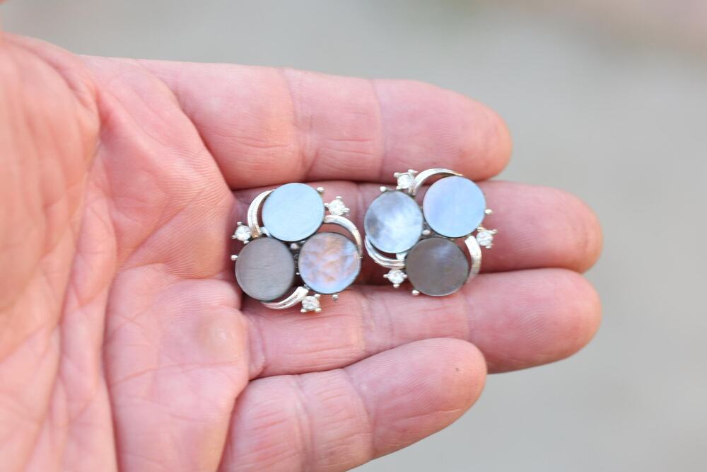 Vintage Lisner MOP Clip Earrings | 1950s Silver Tone | Rhinestones | Mid Century